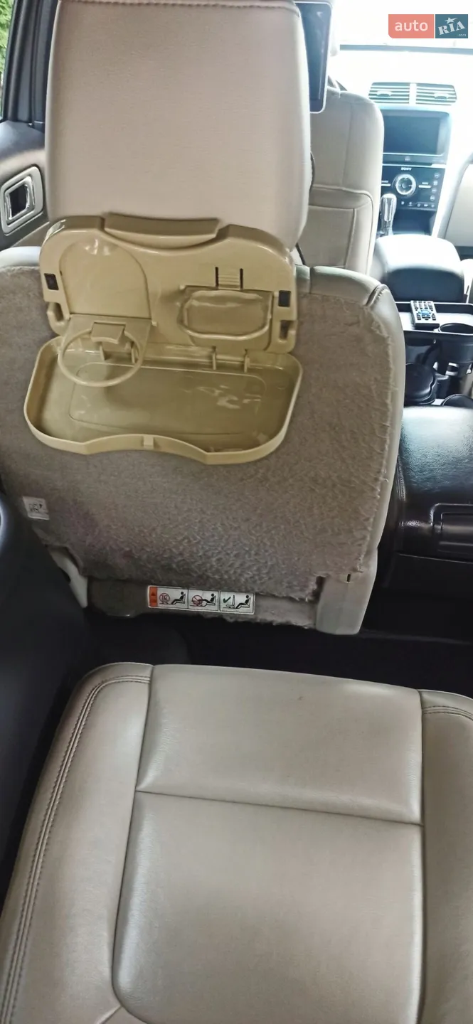 2011 Ford Explorer - мініатюра 140
