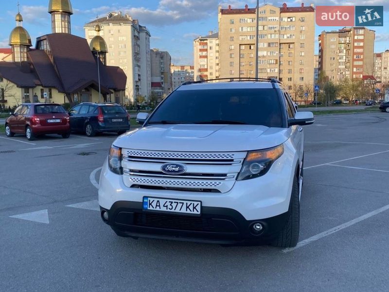 Внедорожник / Кроссовер Ford Explorer 2013 в Ивано-Франковске