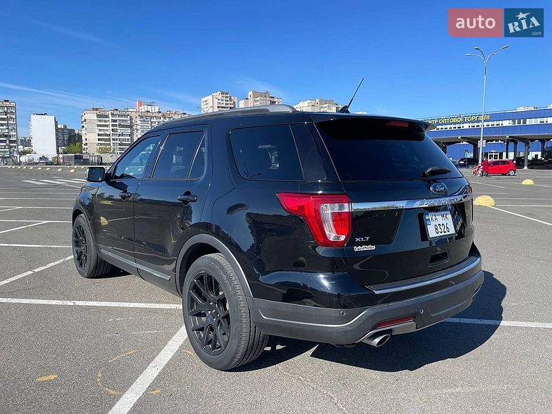 Позашляховик / Кросовер Ford Explorer 2018 в Києві