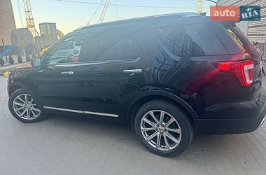 Внедорожник / Кроссовер Ford Explorer 2017 в Луцке