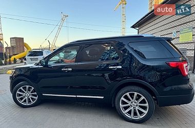 Внедорожник / Кроссовер Ford Explorer 2017 в Луцке
