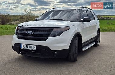 Позашляховик / Кросовер Ford Explorer 2013 в Первомайську