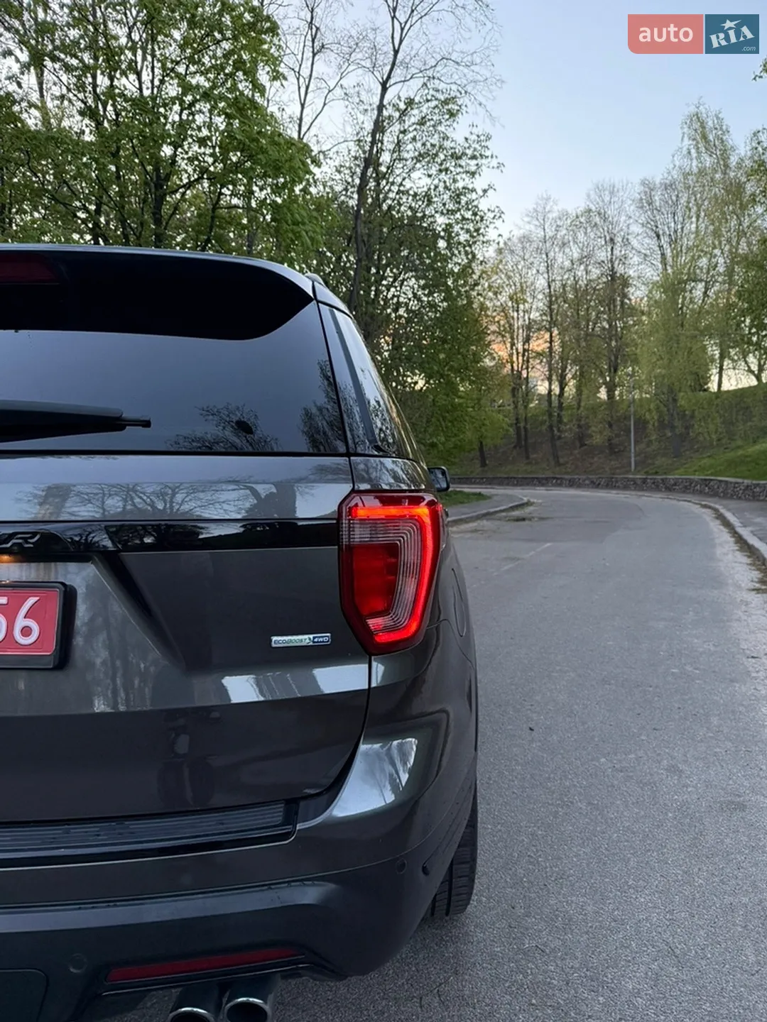 2018 Ford Explorer - мініатюра 3
