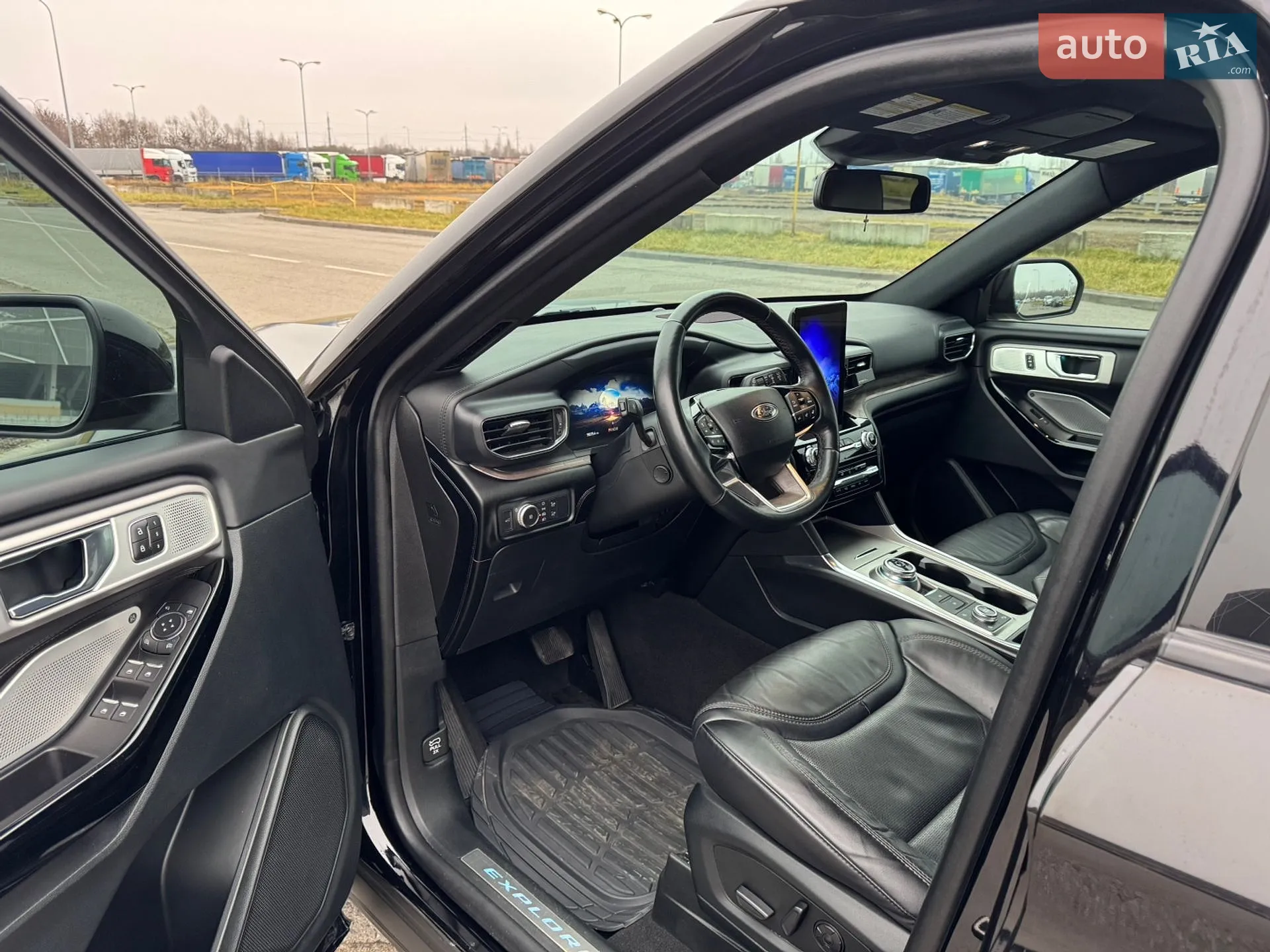 2021 Ford Explorer - мініатюра 10