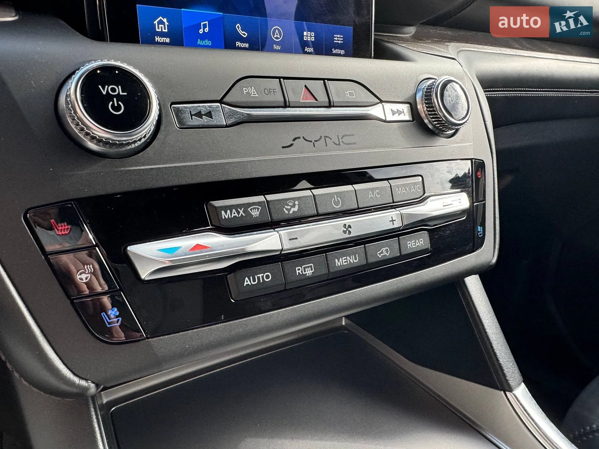 2019 Ford Explorer - мініатюра 16