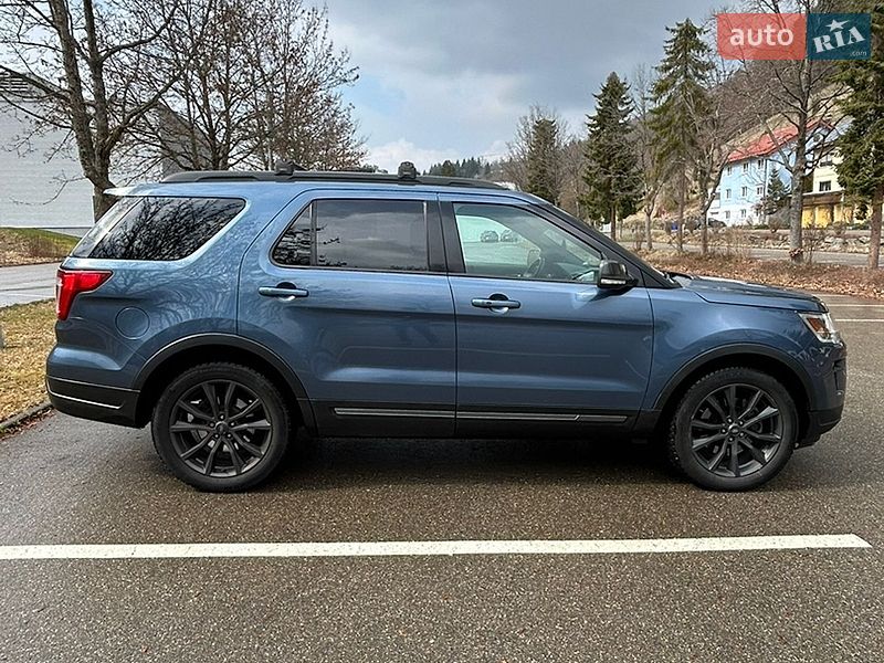 Позашляховик / Кросовер Ford Explorer 2018 в Черняхові