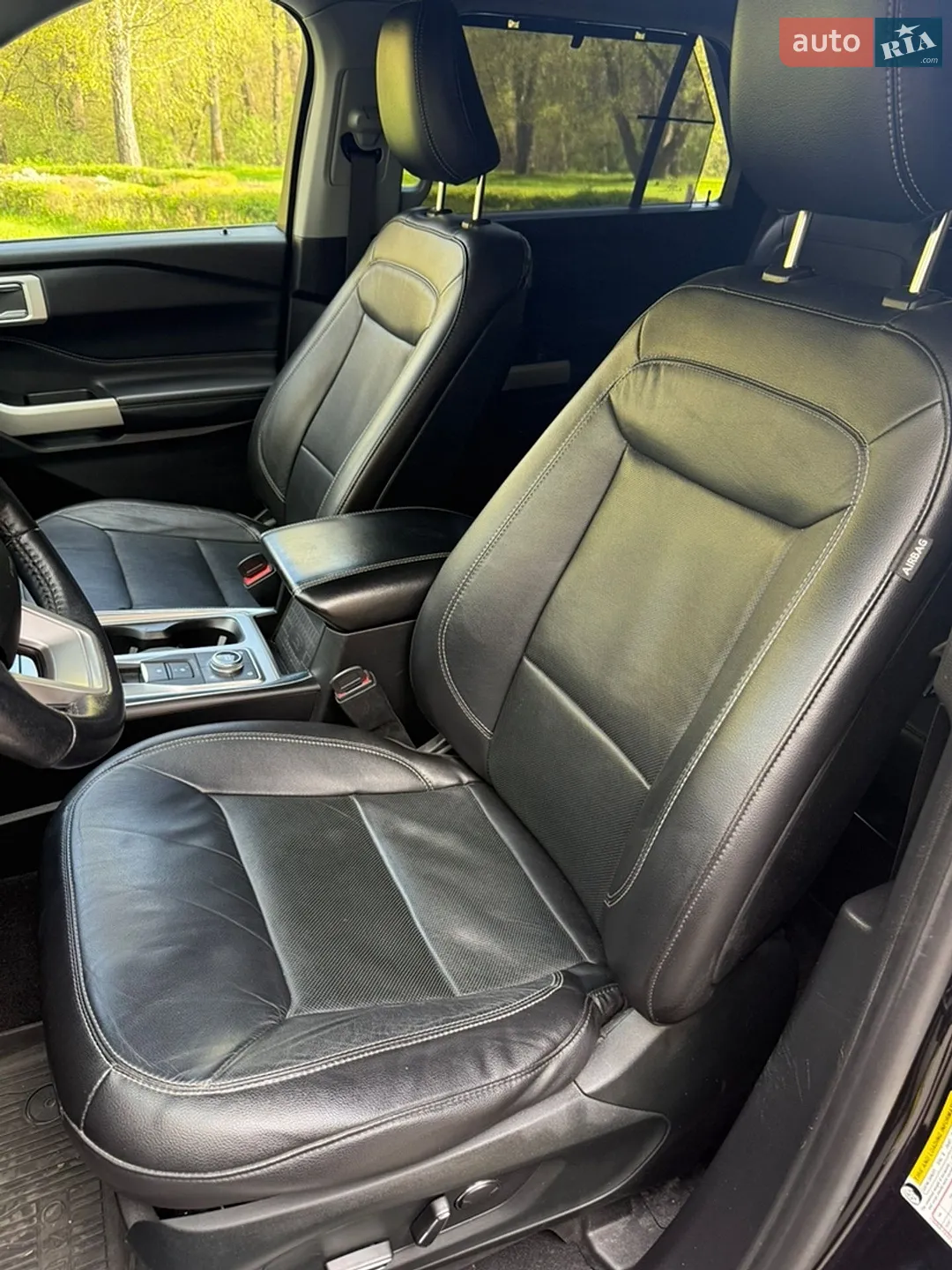 2020 Ford Explorer - мініатюра 16