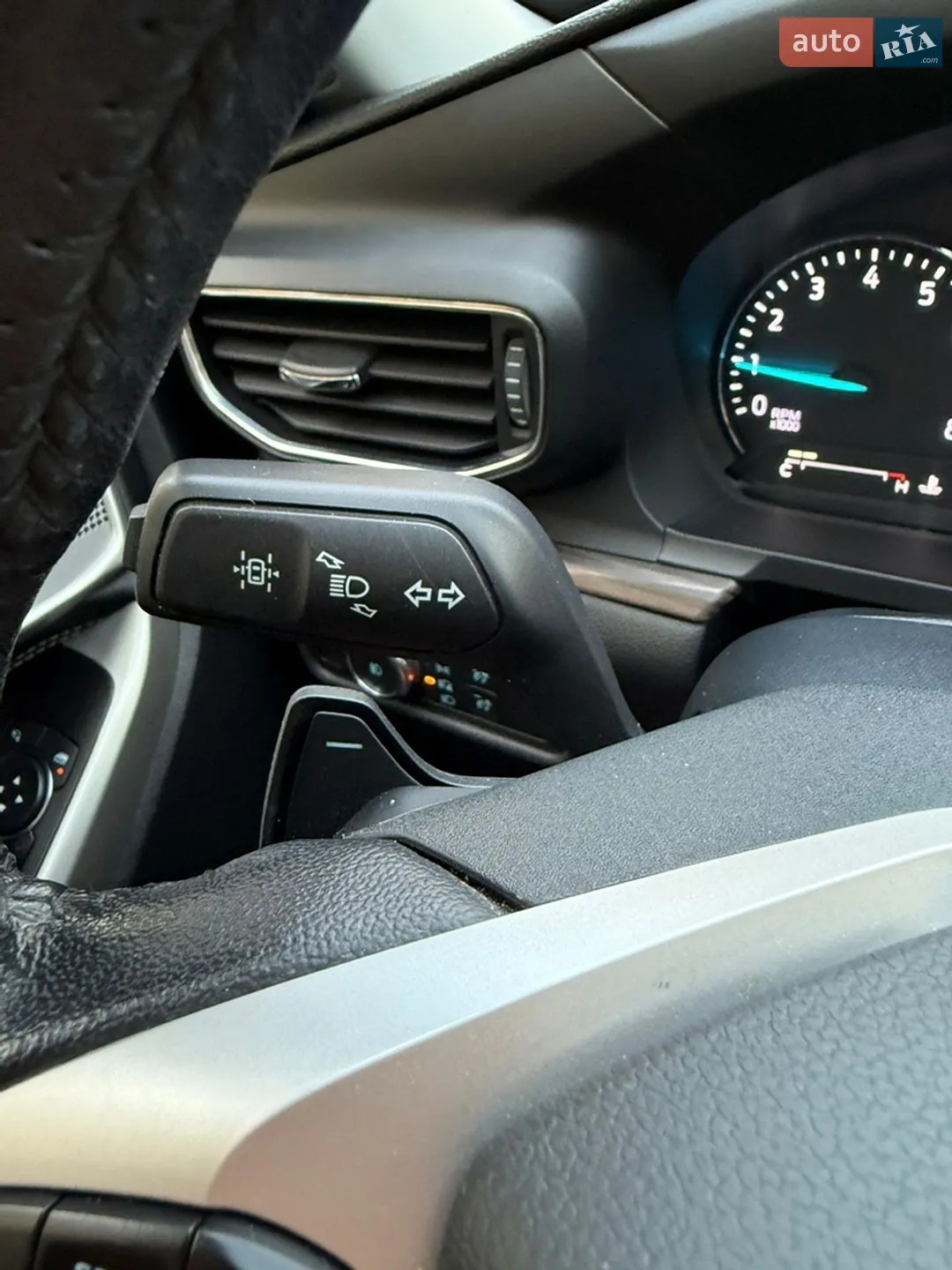 2020 Ford Explorer - мініатюра 22