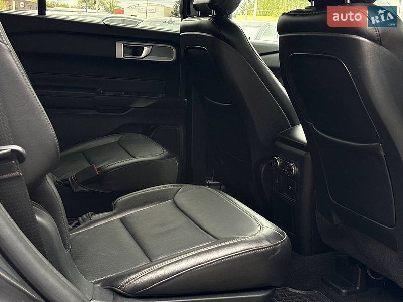 Позашляховик / Кросовер Ford Explorer 2019 в Рівному