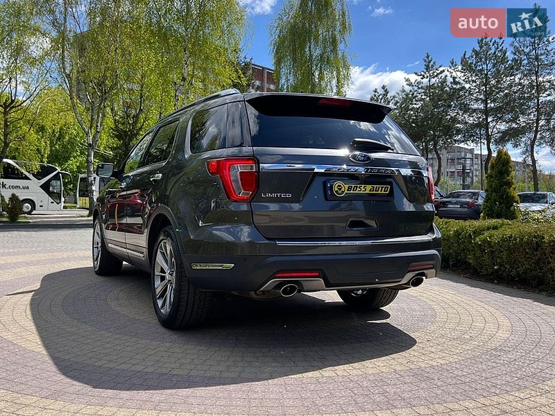 Позашляховик / Кросовер Ford Explorer 2018 в Львові