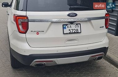 Позашляховик / Кросовер Ford Explorer 2016 в Києві