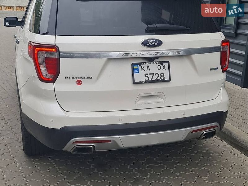 Позашляховик / Кросовер Ford Explorer 2016 в Києві