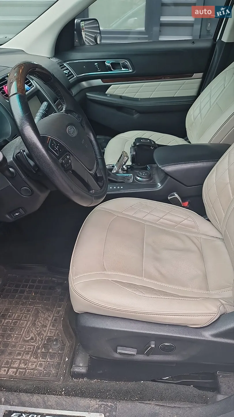 2016 Ford Explorer - мініатюра 3