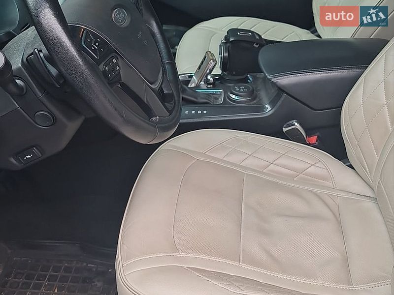 Позашляховик / Кросовер Ford Explorer 2016 в Києві