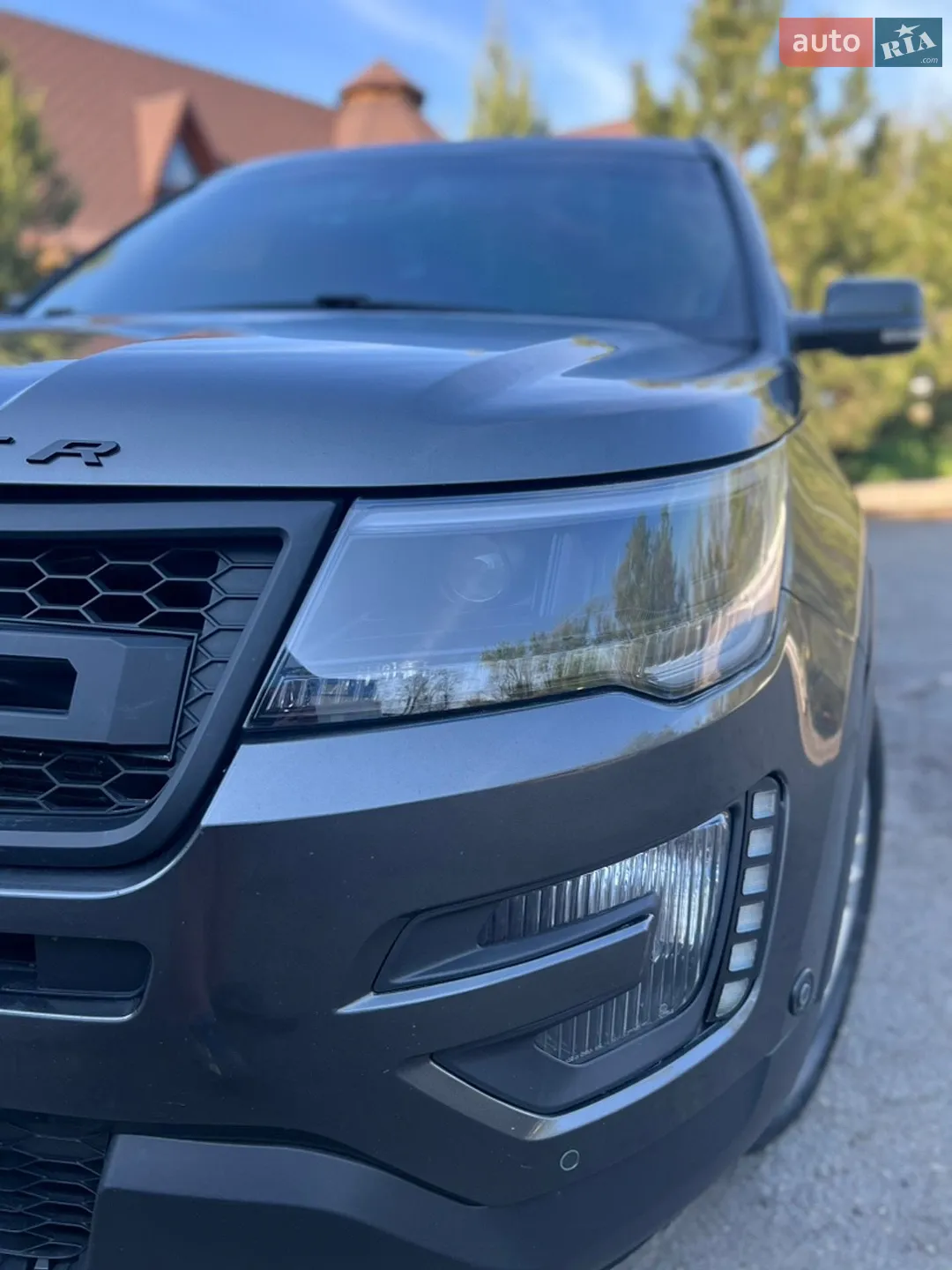 2017 Ford Explorer - мініатюра 4
