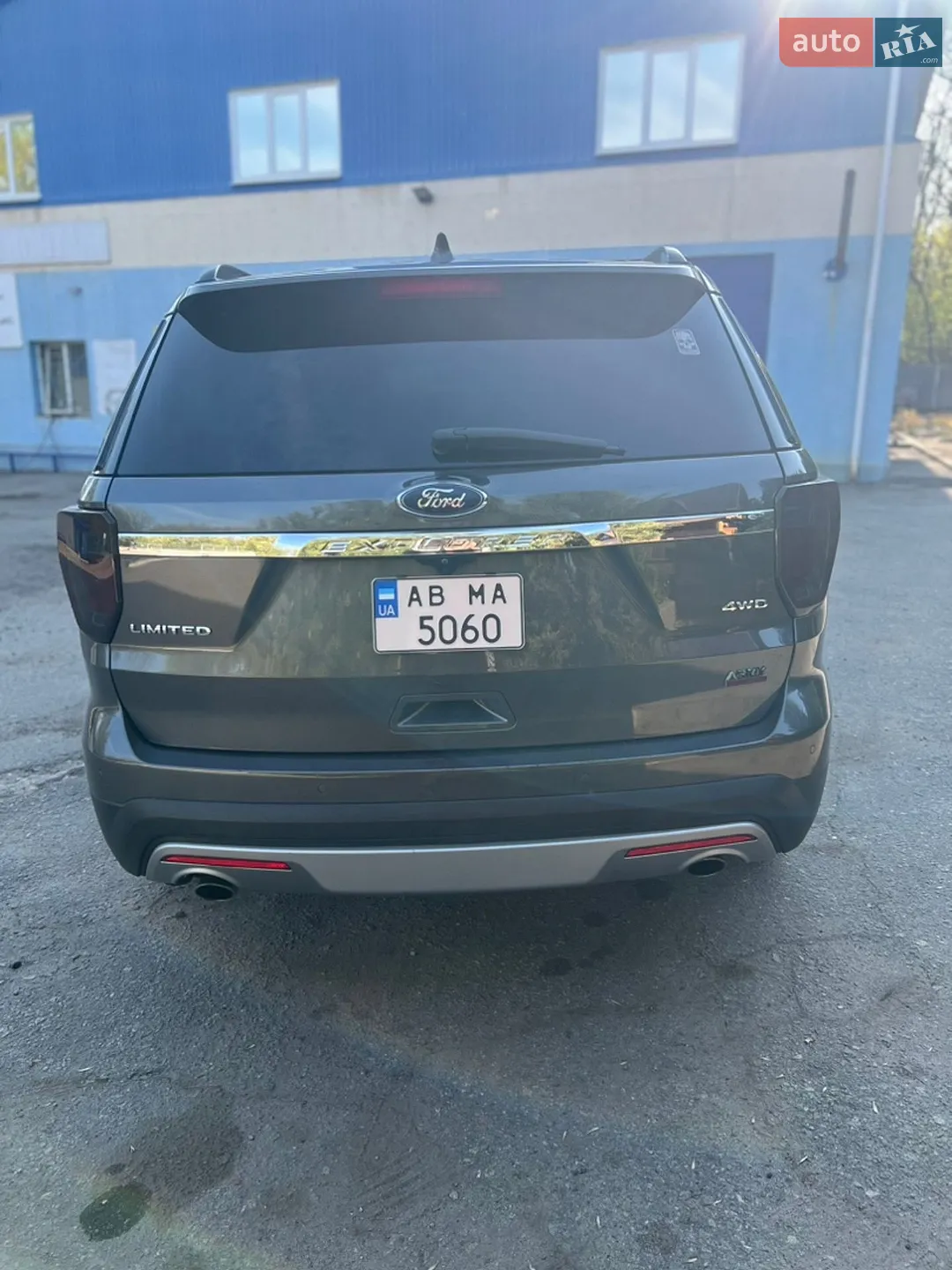 2017 Ford Explorer - мініатюра 8