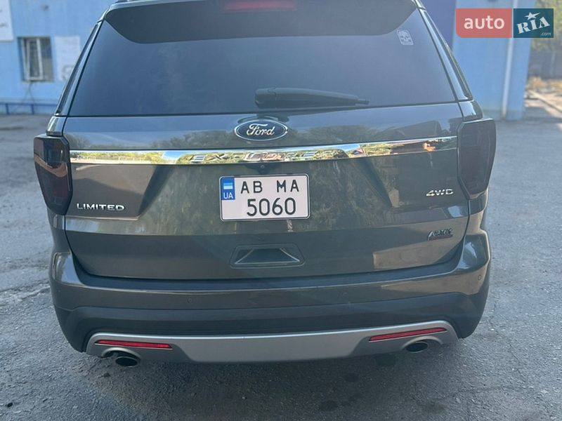 Внедорожник / Кроссовер Ford Explorer 2017 в Соленом