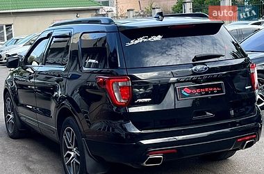 Позашляховик / Кросовер Ford Explorer 2016 в Одесі
