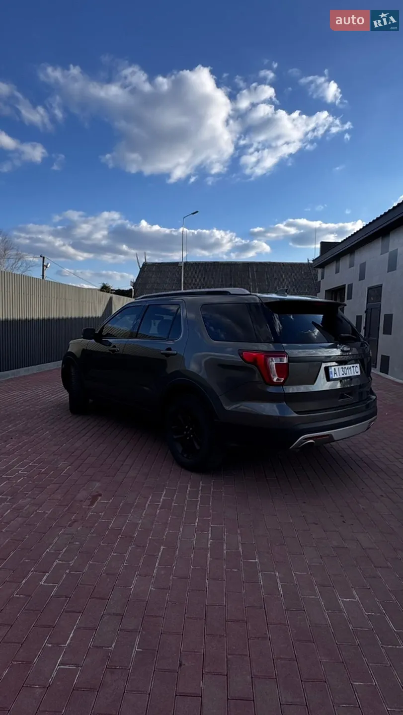 2017 Ford Explorer - мініатюра 9