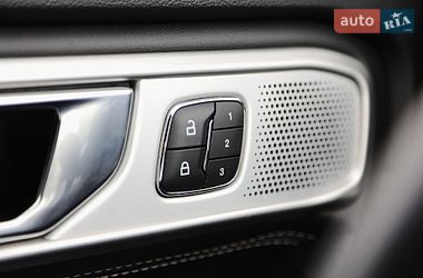 Позашляховик / Кросовер Ford Explorer 2020 в Харкові