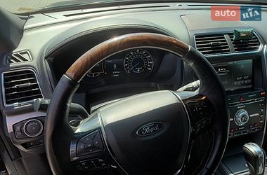 Позашляховик / Кросовер Ford Explorer 2016 в Дніпрі