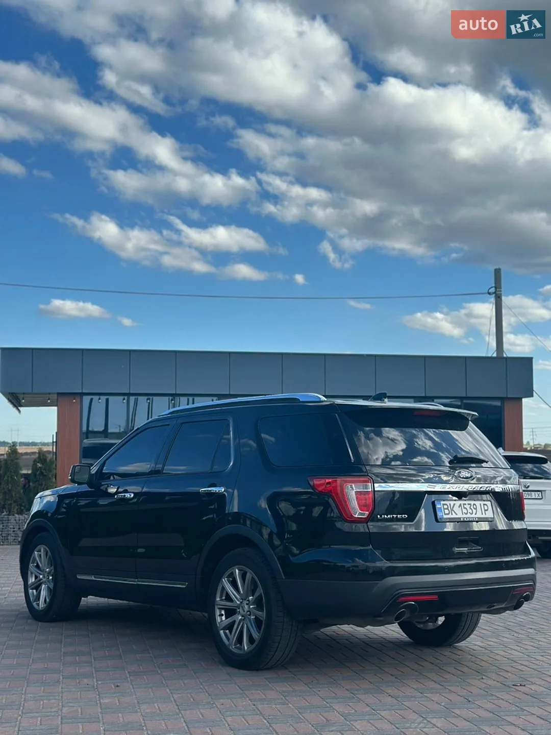 2017 Ford Explorer - мініатюра 6