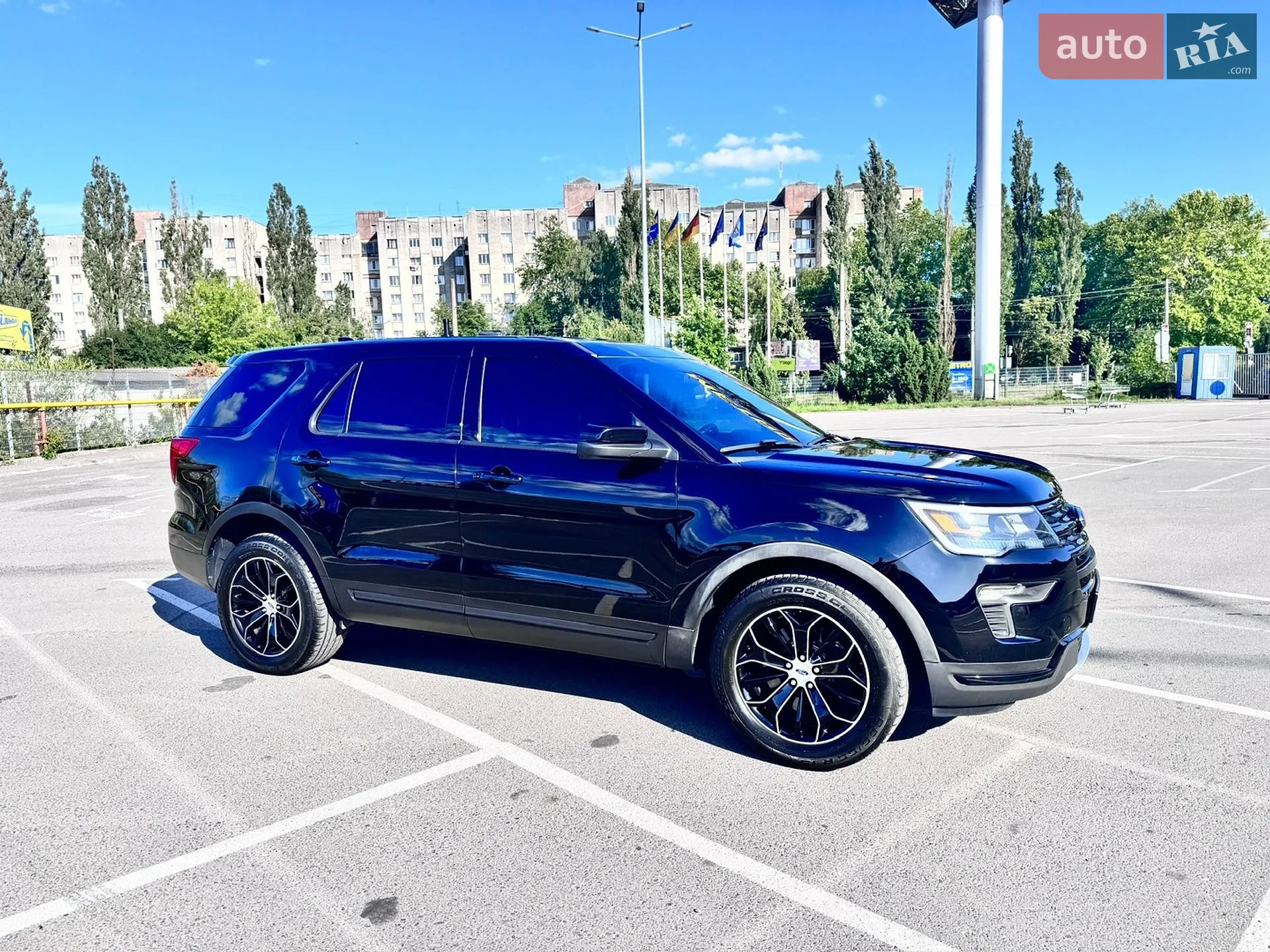 2017 Ford Explorer - мініатюра 4