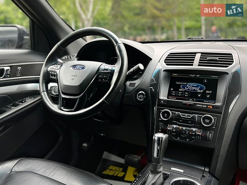 Позашляховик / Кросовер Ford Explorer 2015 в Львові