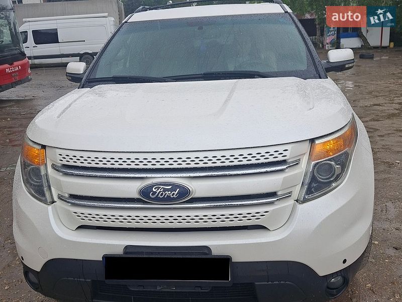 Ford Explorer 2011