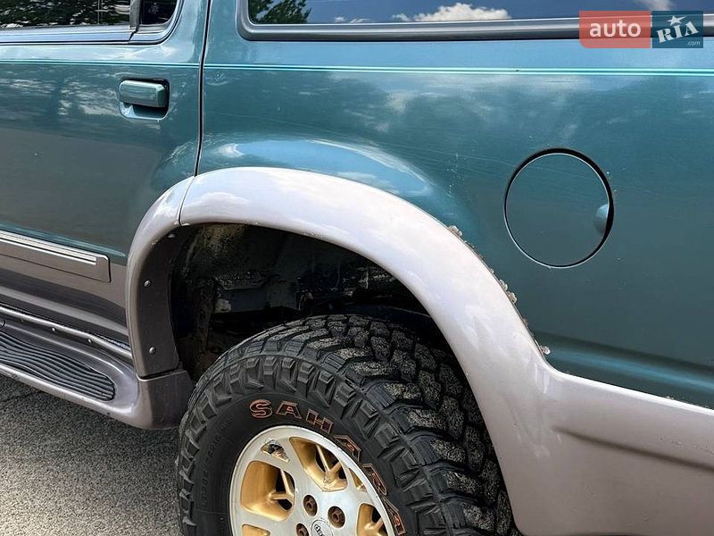 Внедорожник / Кроссовер Ford Explorer 1995 в Чернигове