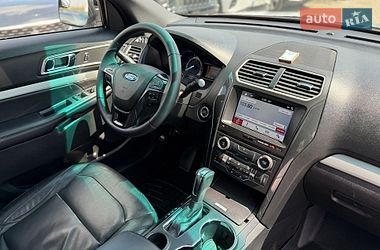 Внедорожник / Кроссовер Ford Explorer 2016 в Ивано-Франковске