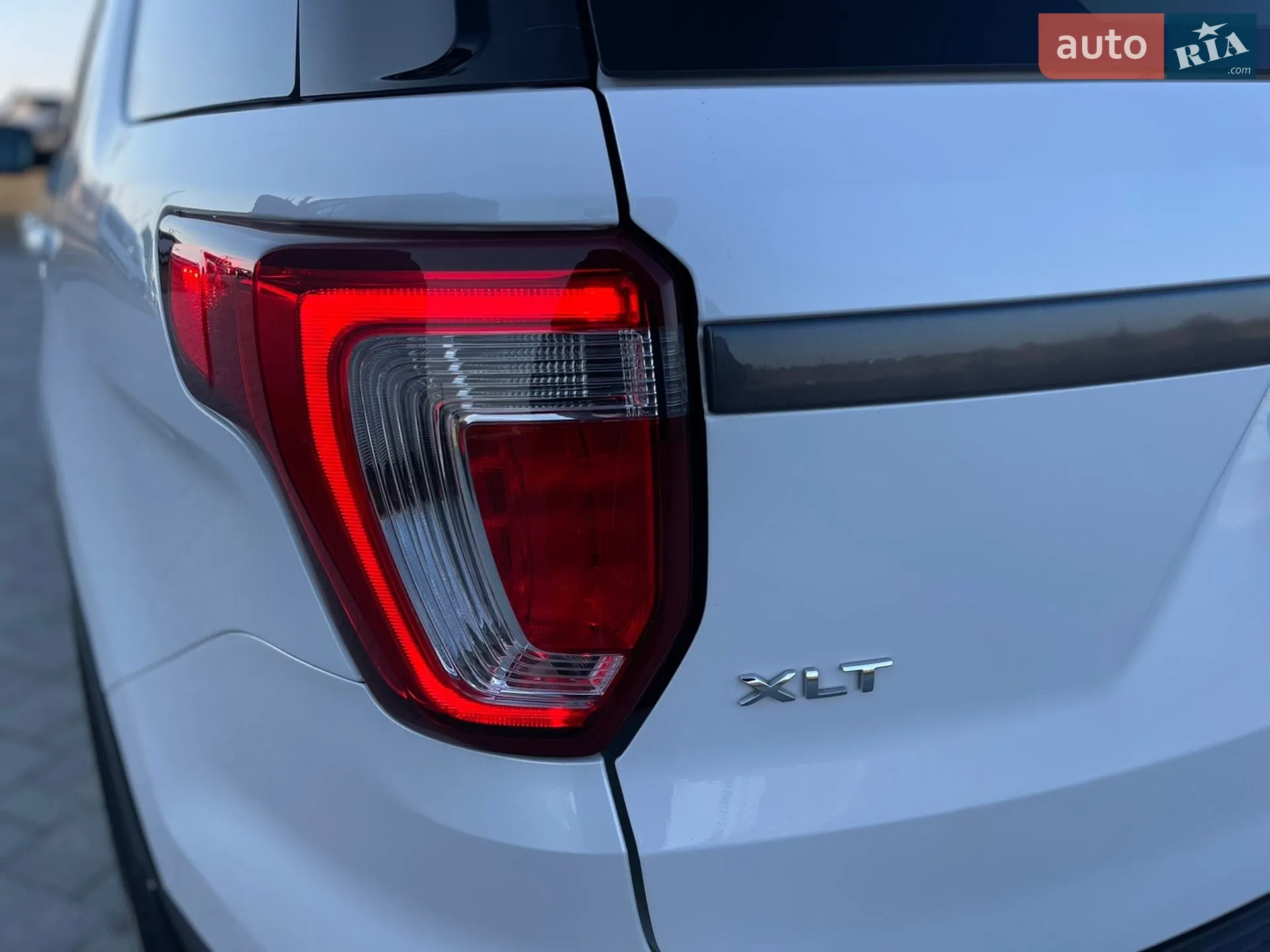 2018 Ford Explorer - мініатюра 24