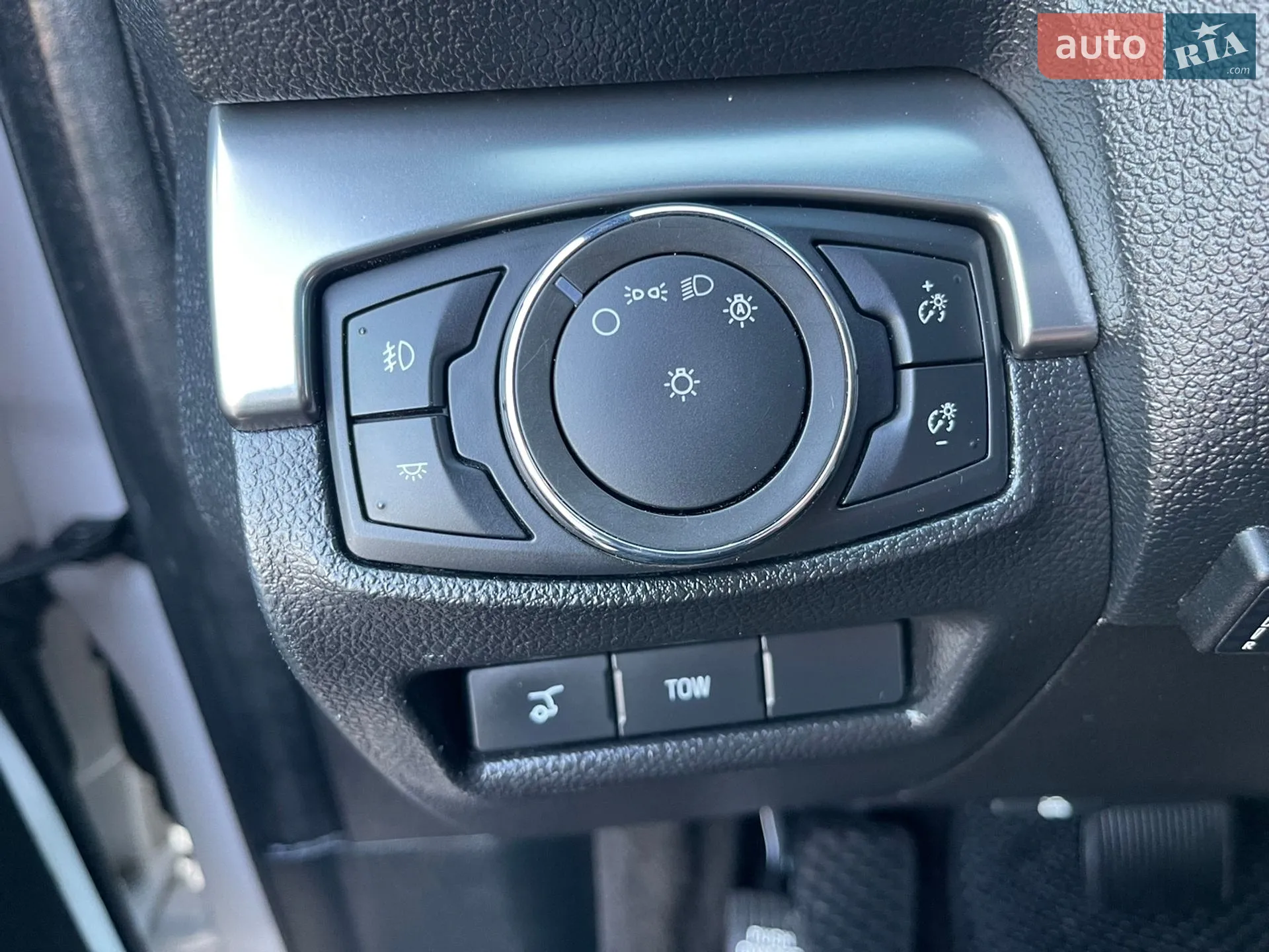 2018 Ford Explorer - мініатюра 92