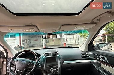 Внедорожник / Кроссовер Ford Explorer 2016 в Черноморске фото 11 Внедорожник / Кроссовер Ford Explorer 2016 в Черноморске