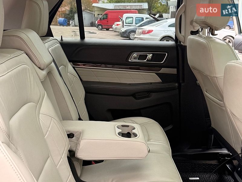 Внедорожник / Кроссовер Ford Explorer 2016 в Черноморске фото 17 Внедорожник / Кроссовер Ford Explorer 2016 в Черноморске