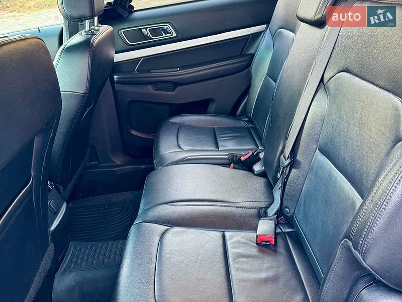 Внедорожник / Кроссовер Ford Explorer 2016 в Киеве