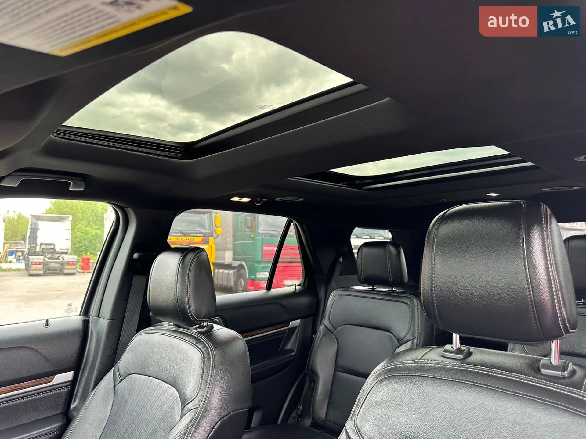2018 Ford Explorer - мініатюра 4
