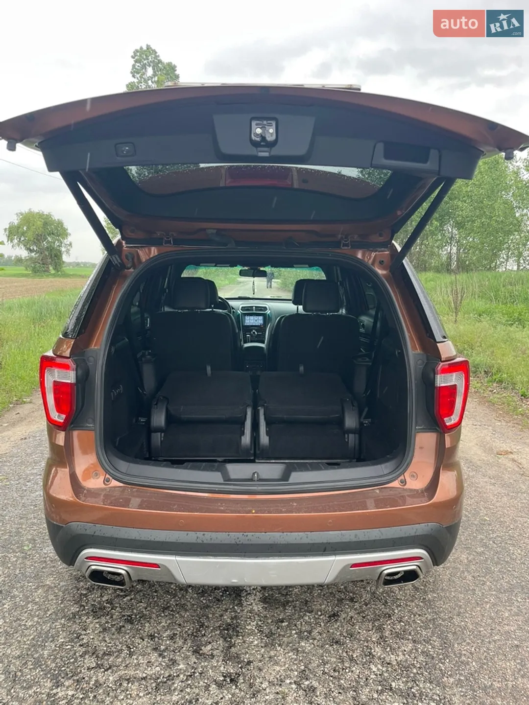 2016 Ford Explorer - мініатюра 5