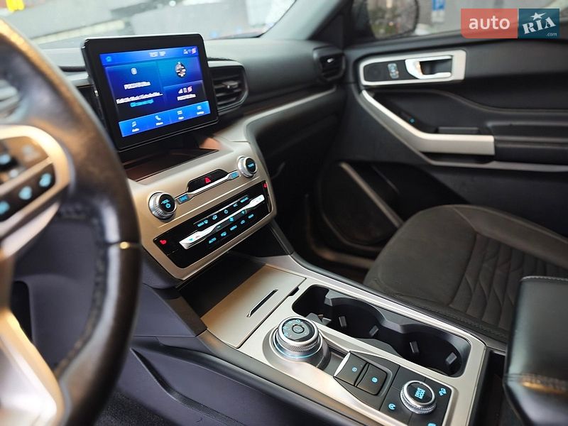 Позашляховик / Кросовер Ford Explorer 2021 в Львові
