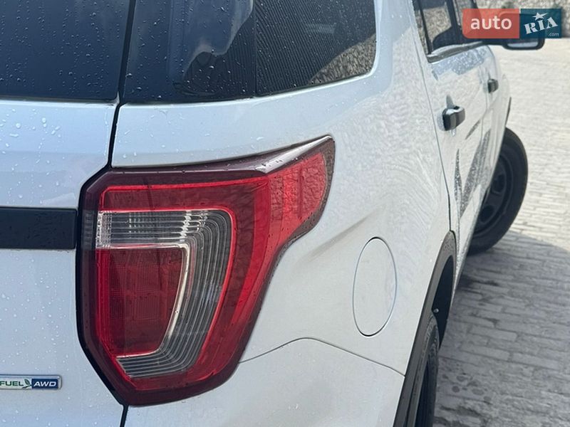 Внедорожник / Кроссовер Ford Explorer 2018 в Тернополе