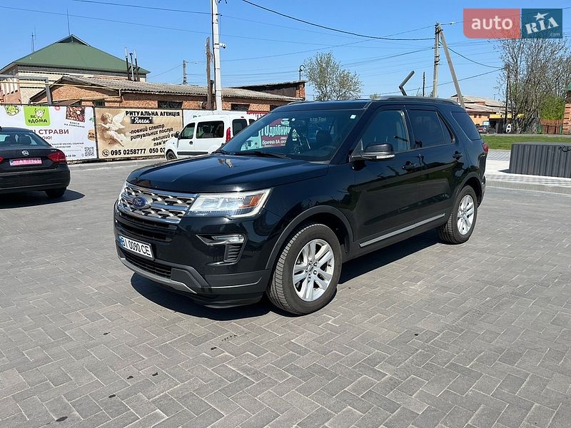 Позашляховик / Кросовер Ford Explorer 2018 в Лубнах