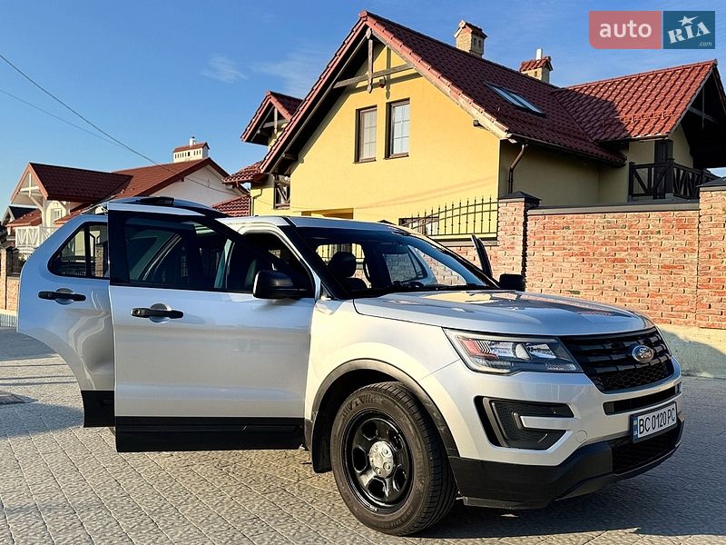 Позашляховик / Кросовер Ford Explorer 2017 в Львові