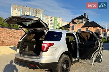 Позашляховик / Кросовер Ford Explorer 2017 в Львові