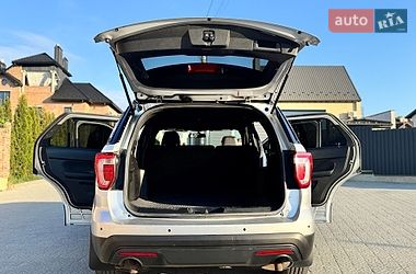 Позашляховик / Кросовер Ford Explorer 2017 в Львові