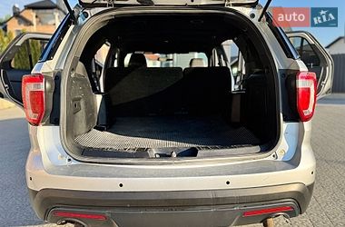 Позашляховик / Кросовер Ford Explorer 2017 в Львові