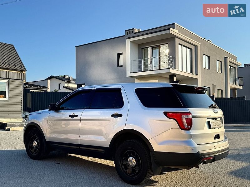 Позашляховик / Кросовер Ford Explorer 2017 в Львові