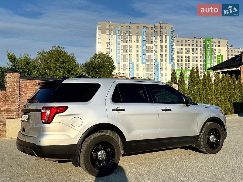Позашляховик / Кросовер Ford Explorer 2017 в Львові