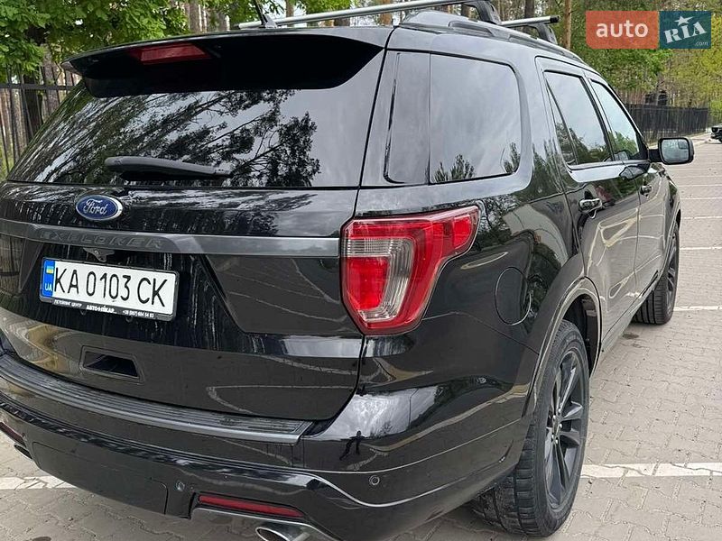 Позашляховик / Кросовер Ford Explorer 2018 в Києві