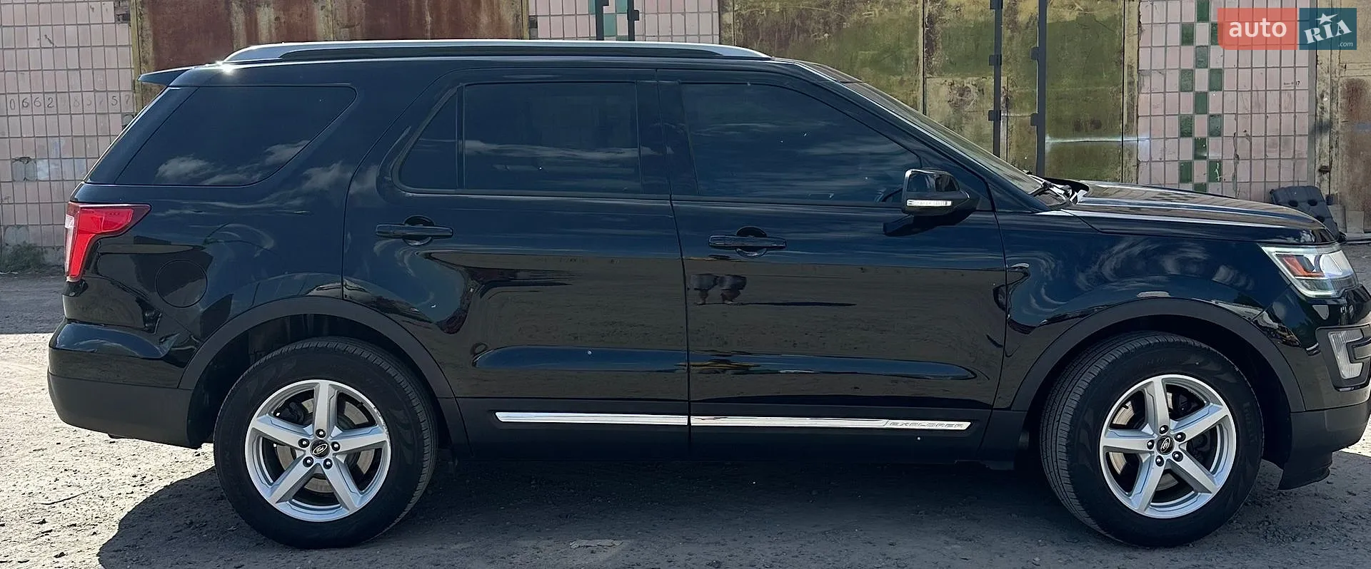 2016 Ford Explorer - мініатюра 10