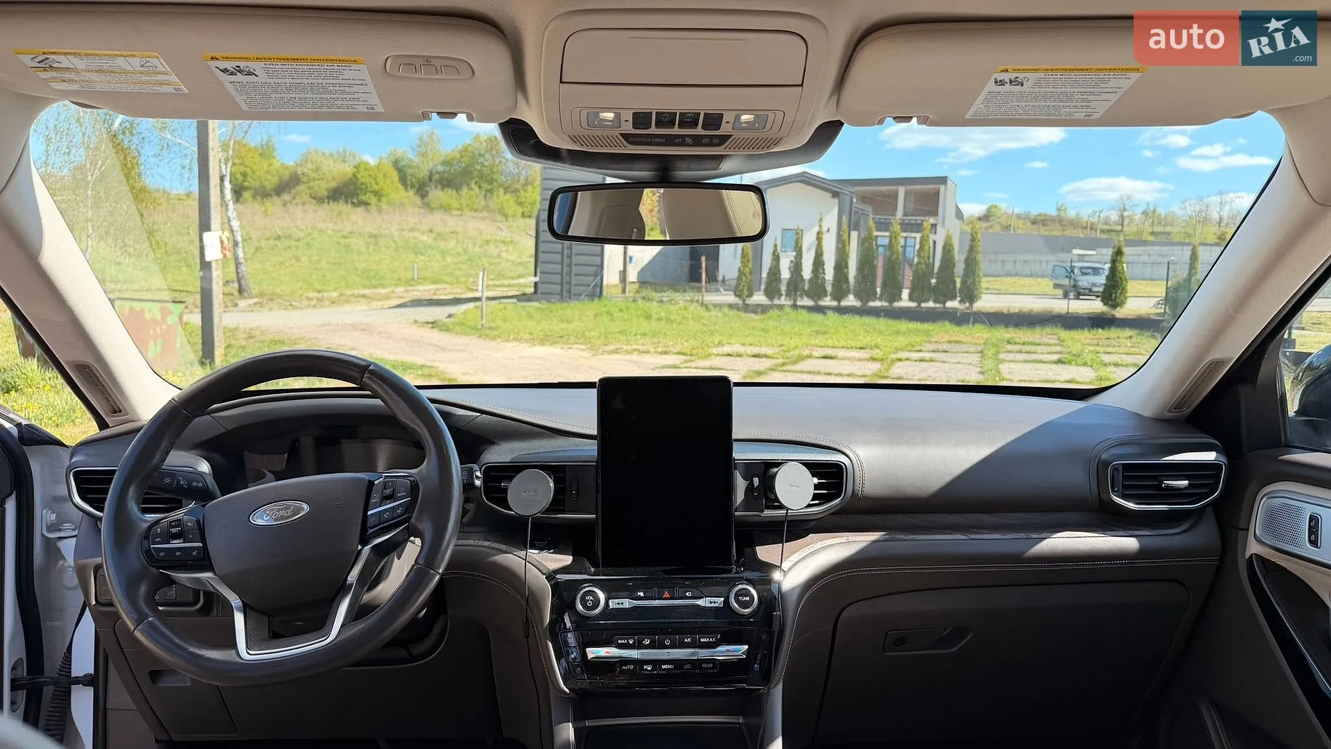 2022 Ford Explorer - мініатюра 14